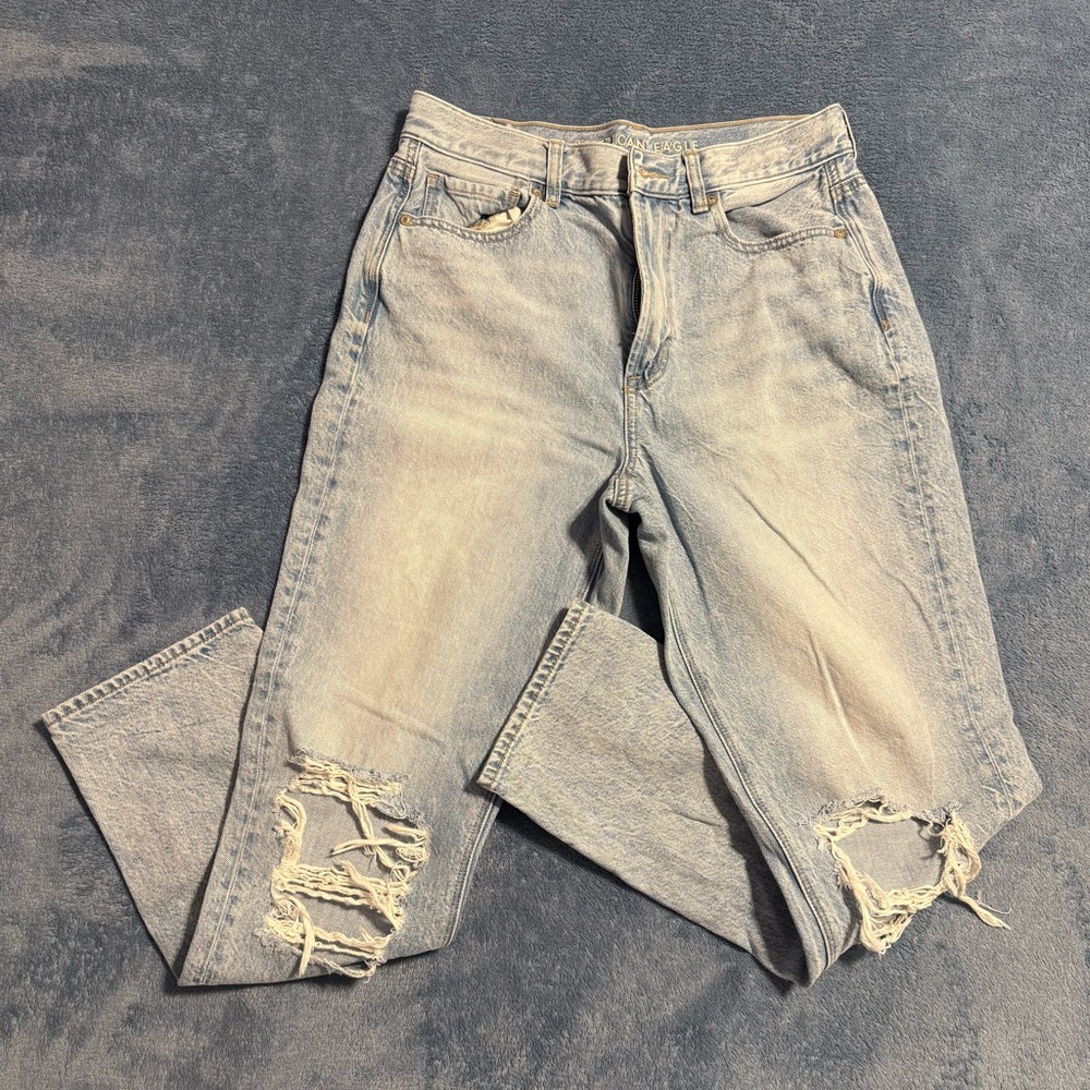 American Eagle Outfitters Light Blue Mom Jeans